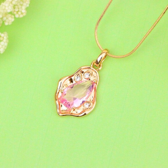 "Delicate Pink Teardrop Pendant in Gold Plated Artistic Frame, XPPT1730 - Picture 11 of 13